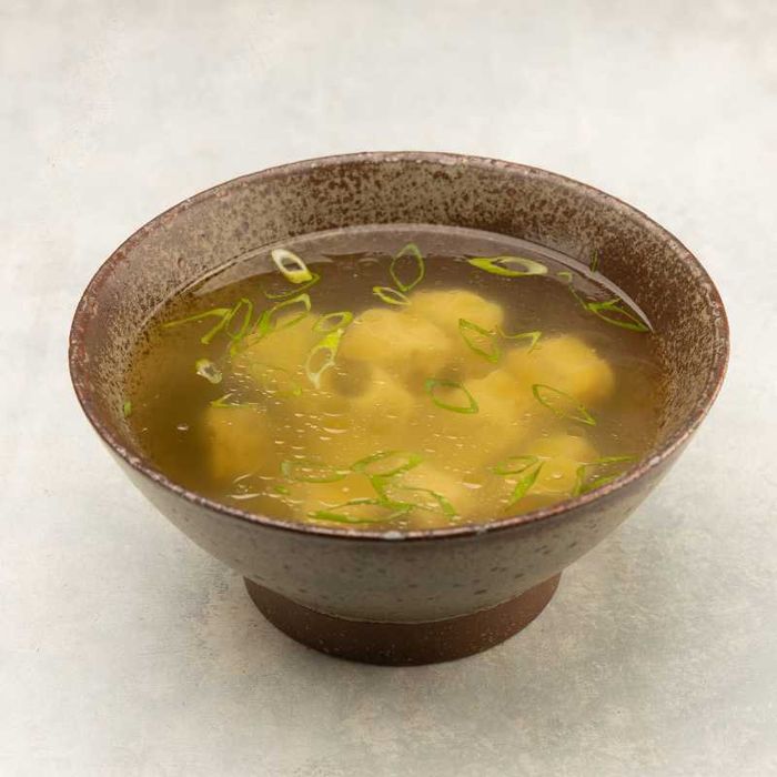 Chicken and Vegetable Wonton Soup Cup