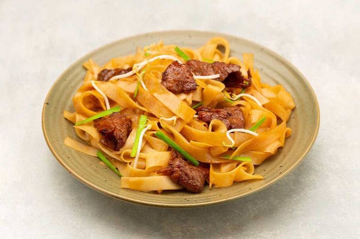 Stir-Fried Beef Rice Noodles